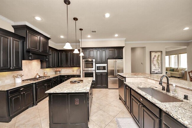 Building Photo - 55 Little Rise Dr