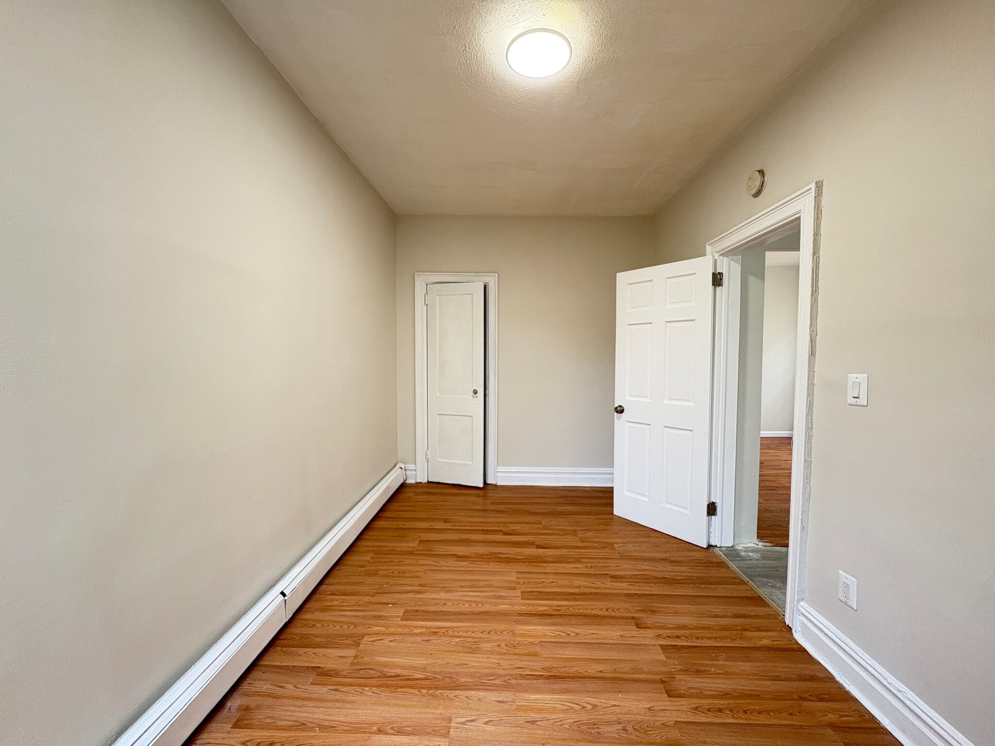 Unit 3 - 27 Eastern Pky