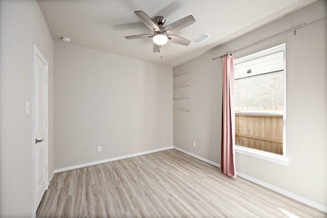 Building Photo - 8803 Riverton Rdg Rd