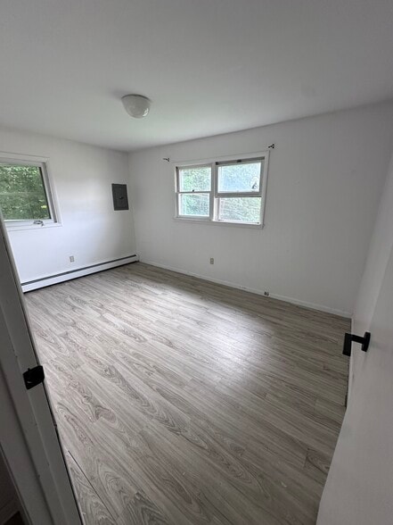 Building Photo - 367 Belwood Ave