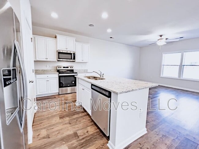 Building Photo - 303 Trail Branch Ct.