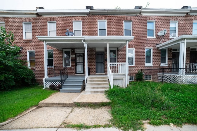 Building Photo - 3218 Elmley Ave