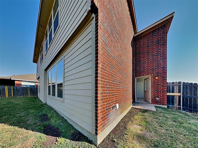 Building Photo - 2707 Whisper Ct