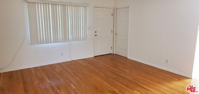 Building Photo - 4430 Jasmine Ave