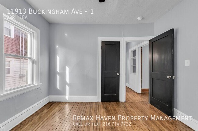 Building Photo - 11913 Buckingham Ave