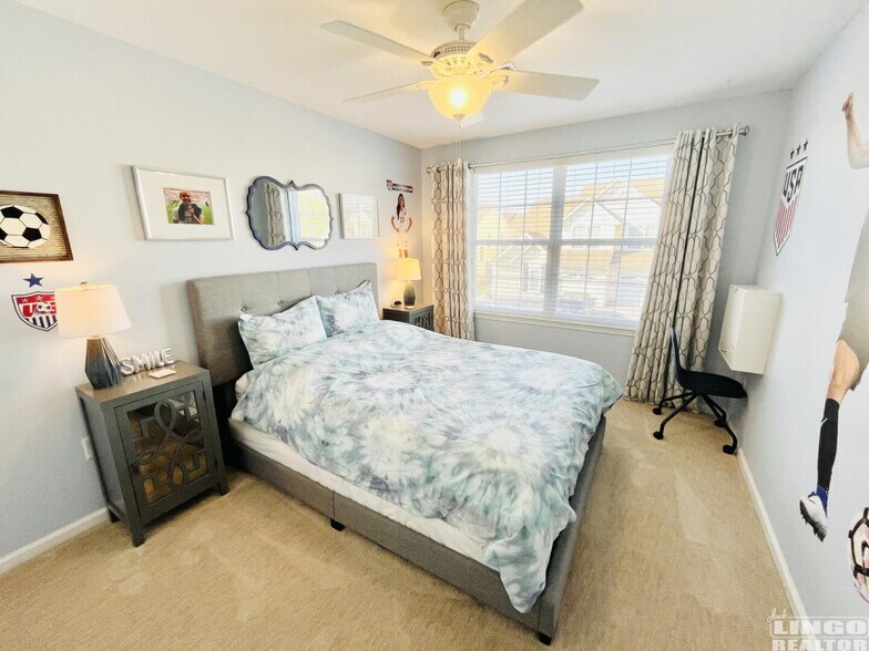 3rd Bedroom - 20256 Simonton Ct