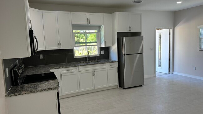 Building Photo - 17024 89th Pl N