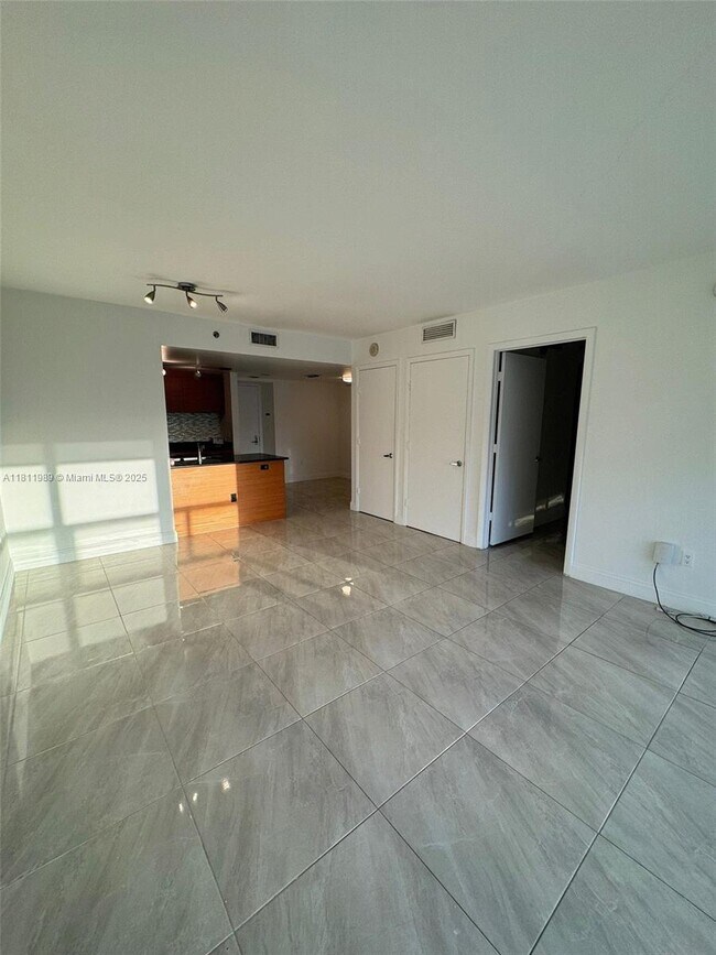 Building Photo - 50 Biscayne Blvd