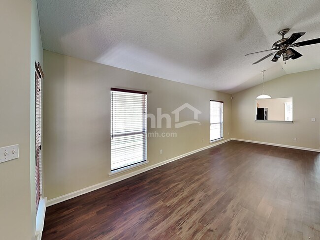 Building Photo - 3966 Pebble Brooke Cir S