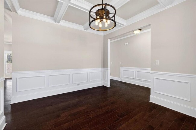 Building Photo - 2430 Fair Oaks Way