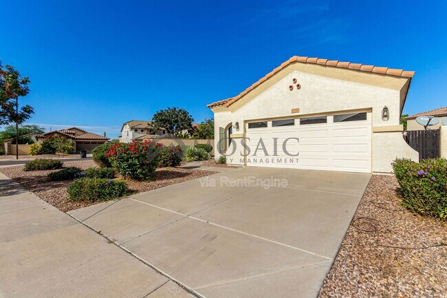 Building Photo - 4020 E Trigger Way