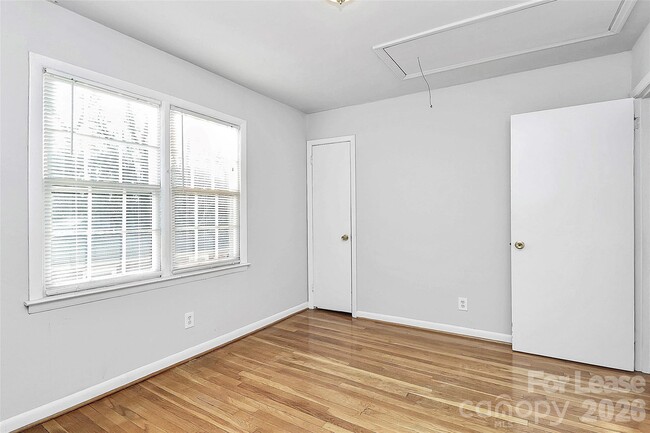 Building Photo - 4220 Castleton Rd