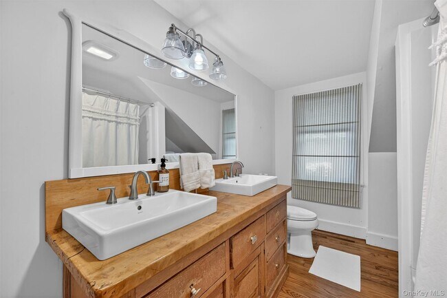 Building Photo - 322 NY-94