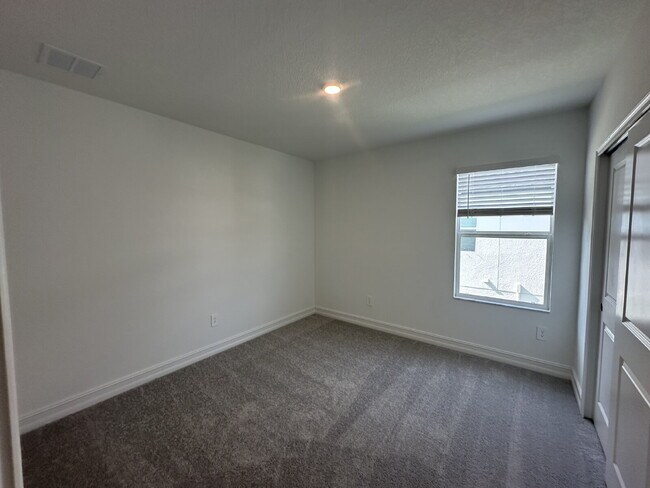 Building Photo - 11748 71st Ave E