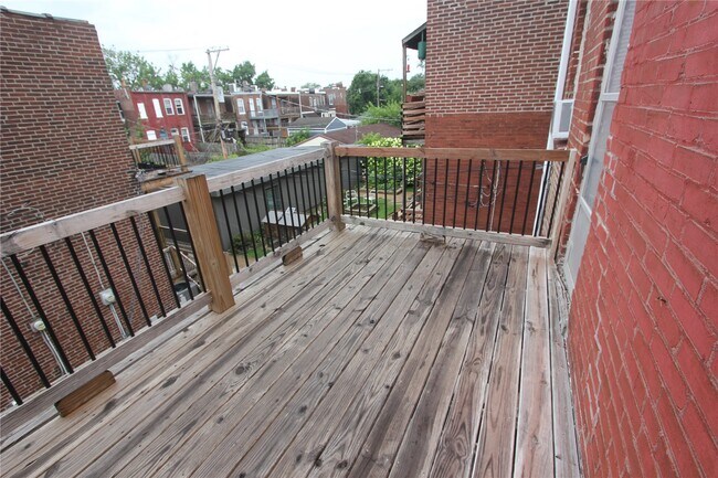 Building Photo - 3504 Arsenal St