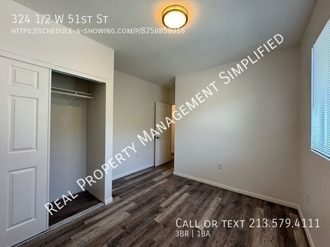 Building Photo - 324 1/2 W 51st St-