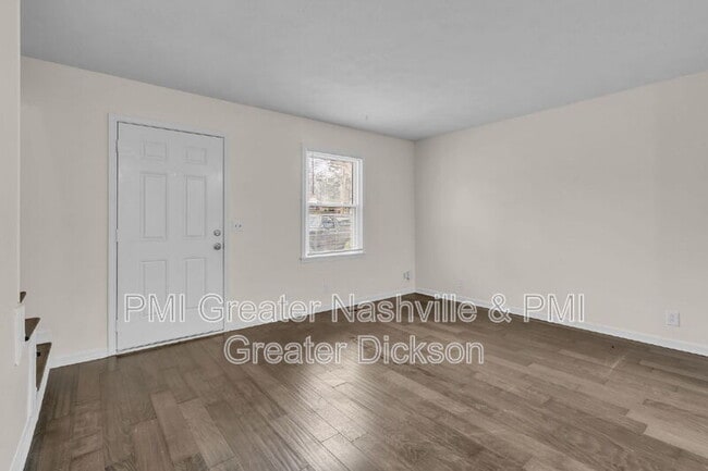 Building Photo - 3153 E Lake Dr