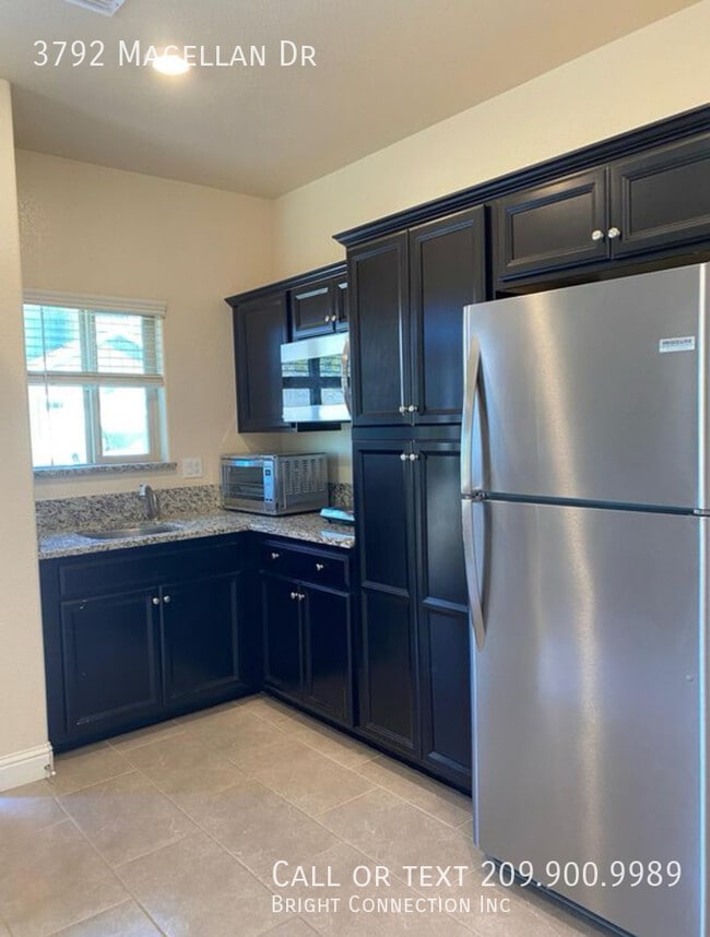 Building Photo - 3792 Magellan Dr