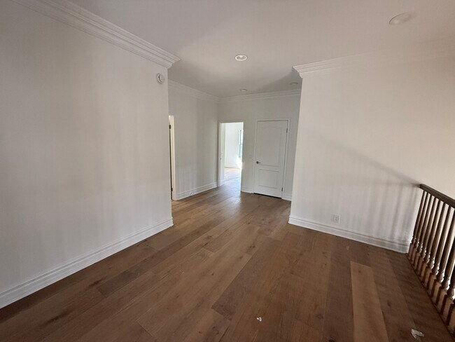 Building Photo - 7431 Dorie Dr