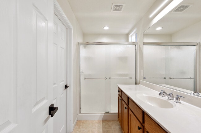 Building Photo - 2371 Snowberry Cir