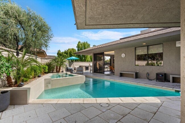 Building Photo - 59 Cornell Dr