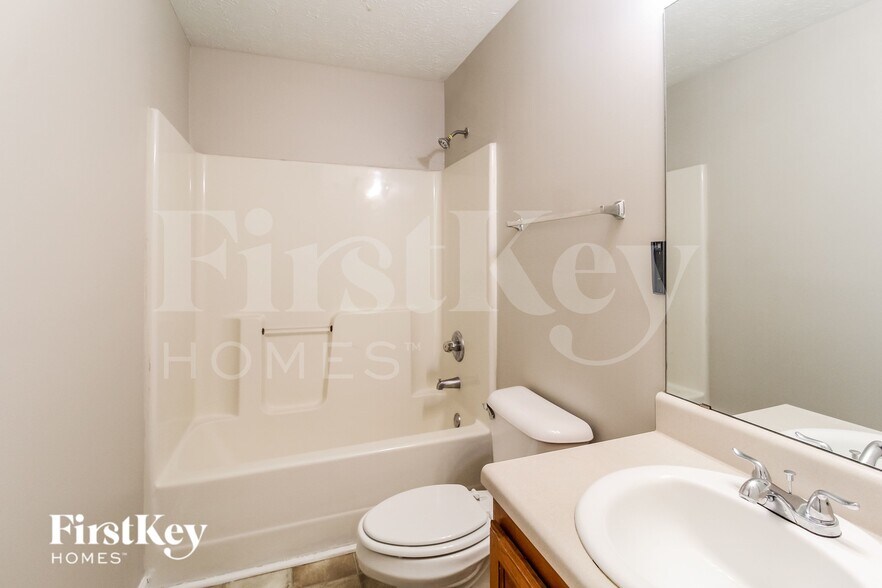 Building Photo - 232 Buckeye tr