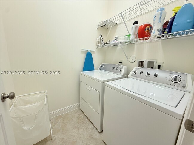 Building Photo - 3341 NW 125th Ave
