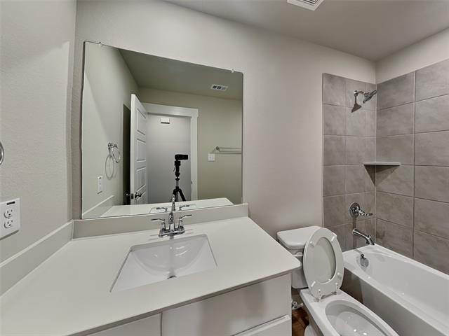 Building Photo - 226 Territory Trl