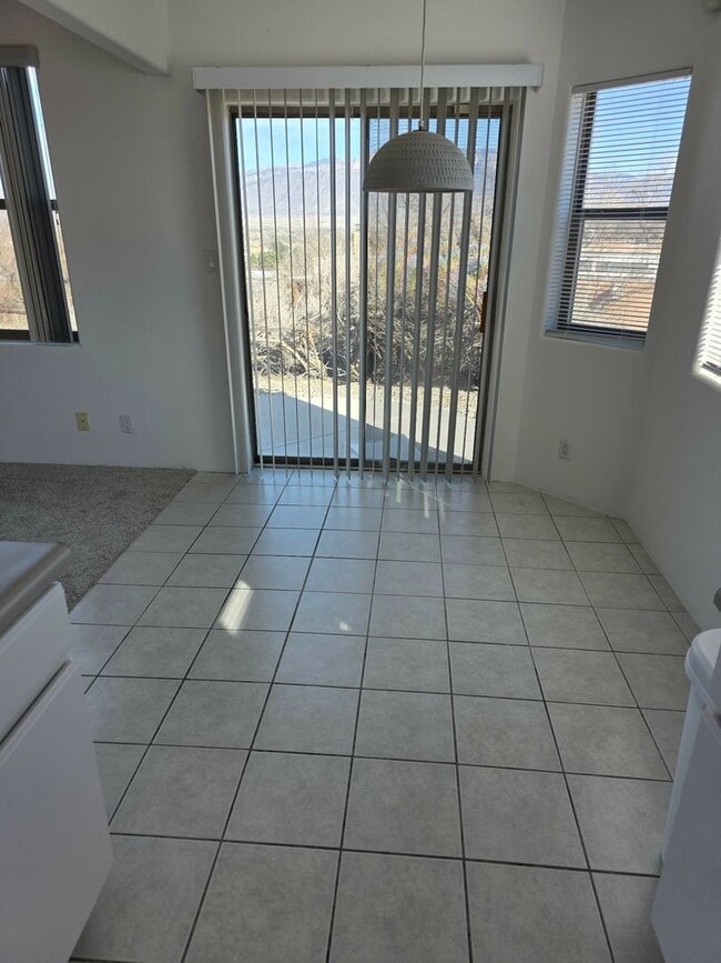 Building Photo - Casita in Corrales