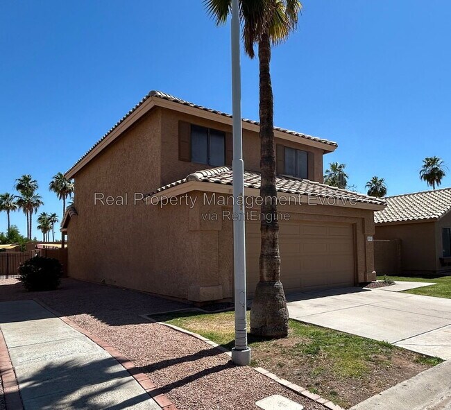Building Photo - 5943 W Drake Ct