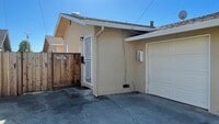Building Photo - 2BD/1BA - Santa Clara Gem: Updated Home Near Apple Campus, Pet-Friendly, Great Location