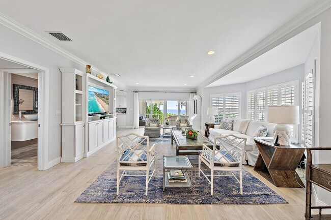Building Photo - 550 S Ocean Blvd
