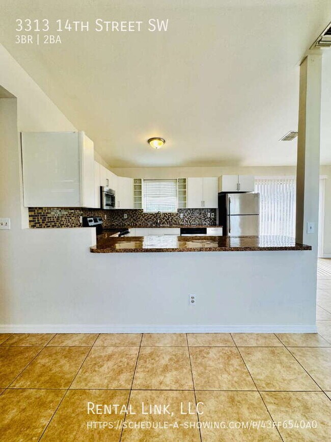 Building Photo - 3313 14th St SW