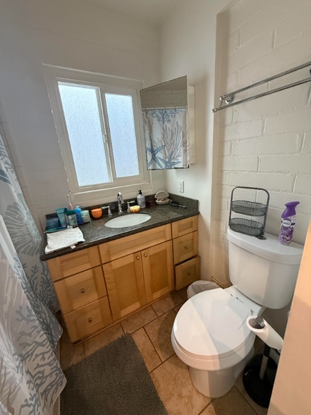 Building Photo - 931 Grand Ave