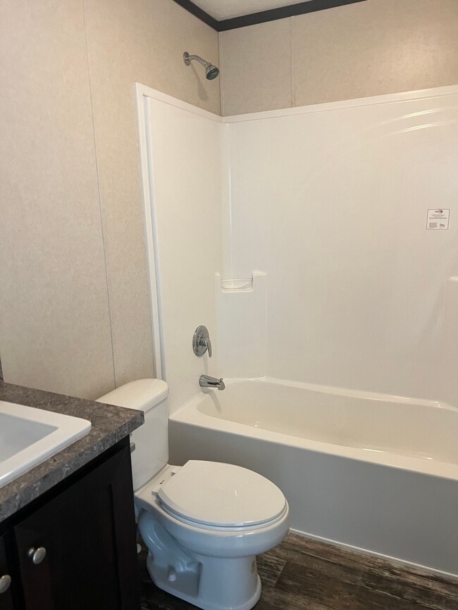 Building Photo - 130 Shiawassee River Dr