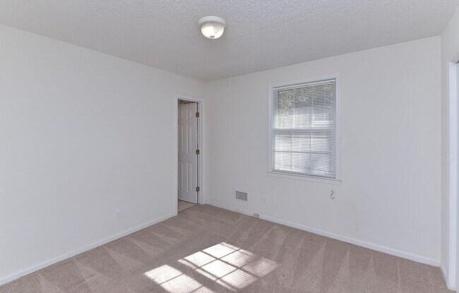 Building Photo - 1961 Haviland Cir