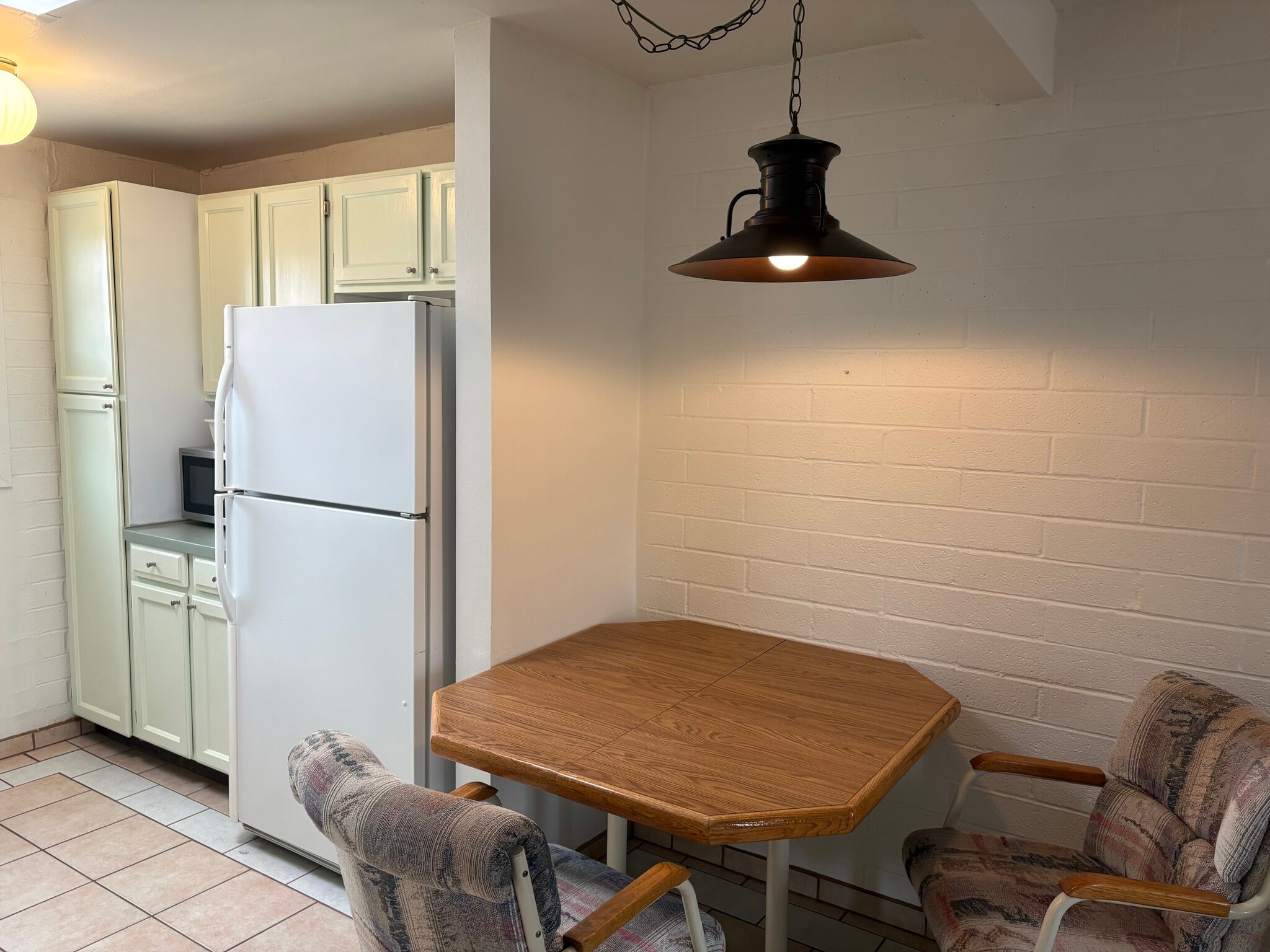 Building Photo - 469 S Paseo Lobo