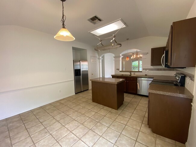 Building Photo - 151 McKennas Cove