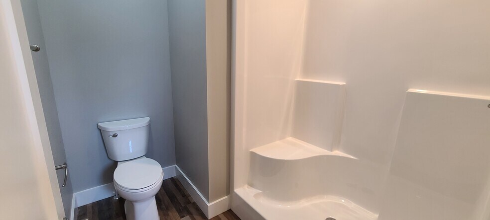 Building Photo - 109 Stone Dr