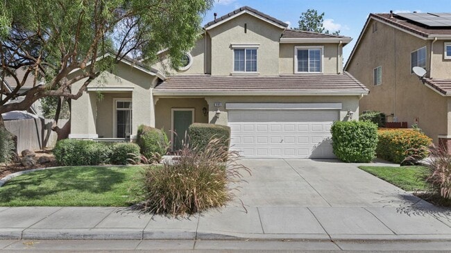 Building Photo - The home we have been looking For !
