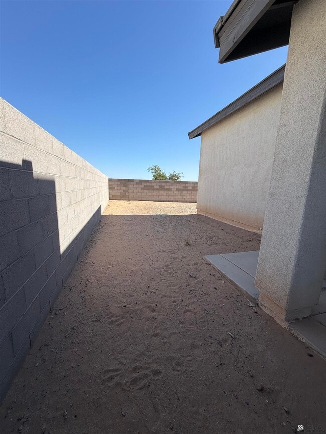 Building Photo - 4792 E Udall Ln