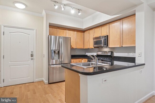 Building Photo - 1441 Rhode Island Ave NW