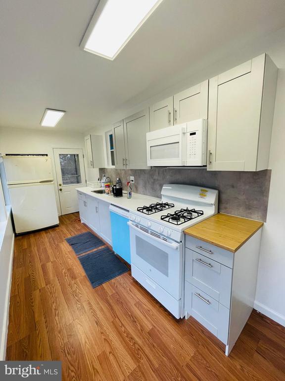 Building Photo - 9066 Baltimore Ave