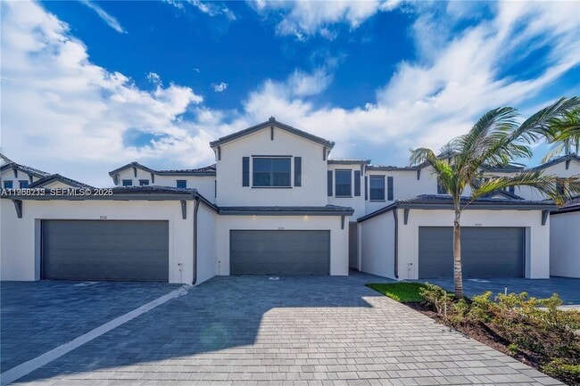 Building Photo - 4941 Peacock Wy