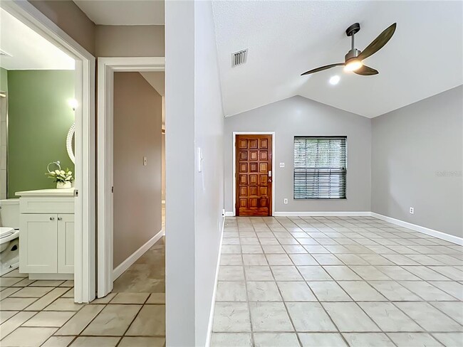 Building Photo - 2557 Riva Ct