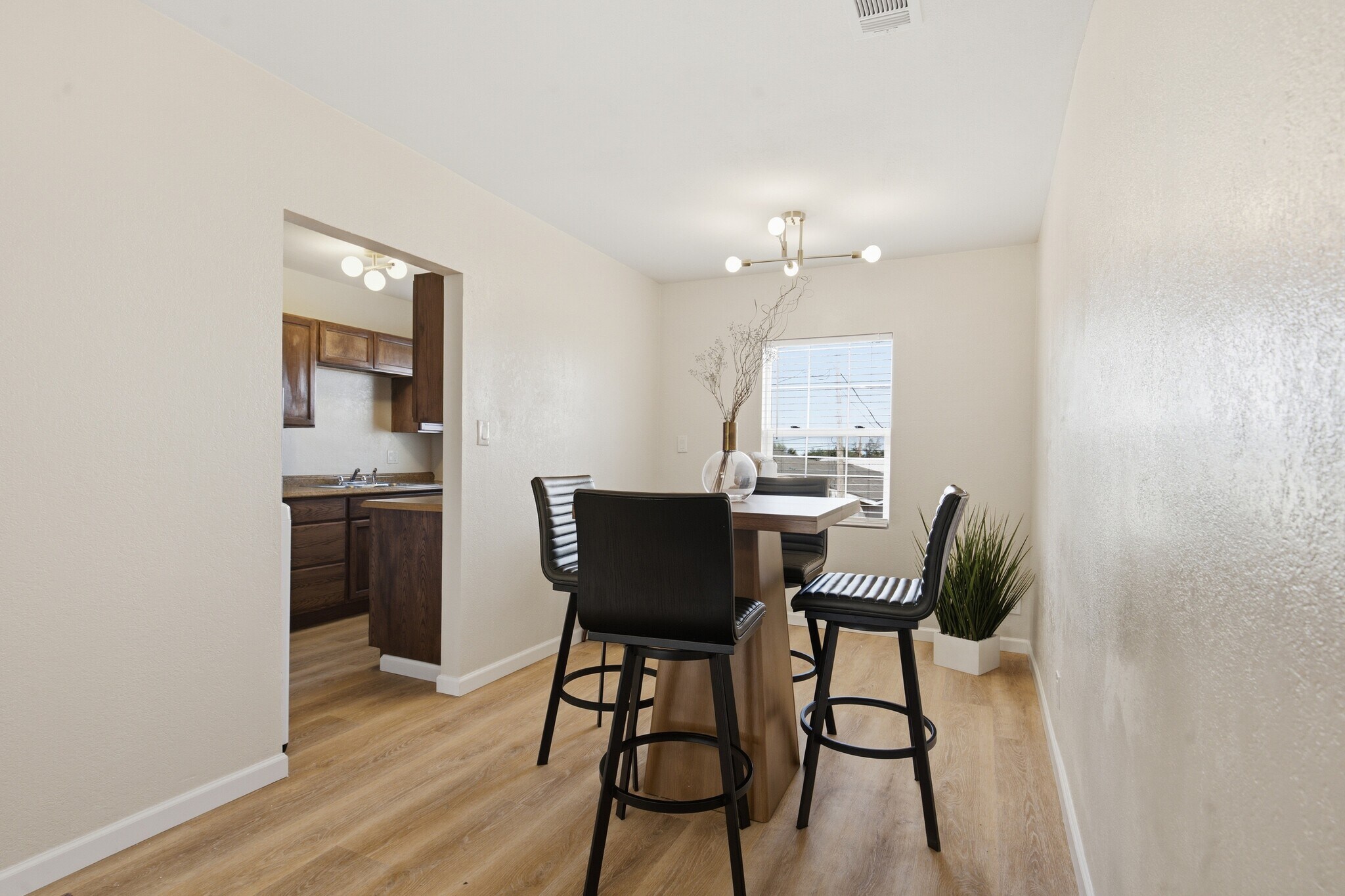 Building Photo - 4705 Shadylane Dr