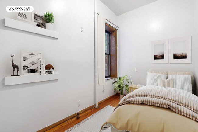 Building Photo - 55 Hicks St