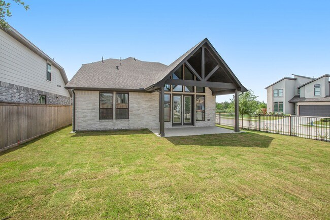 Building Photo - 15018 Bonham Shore Dr