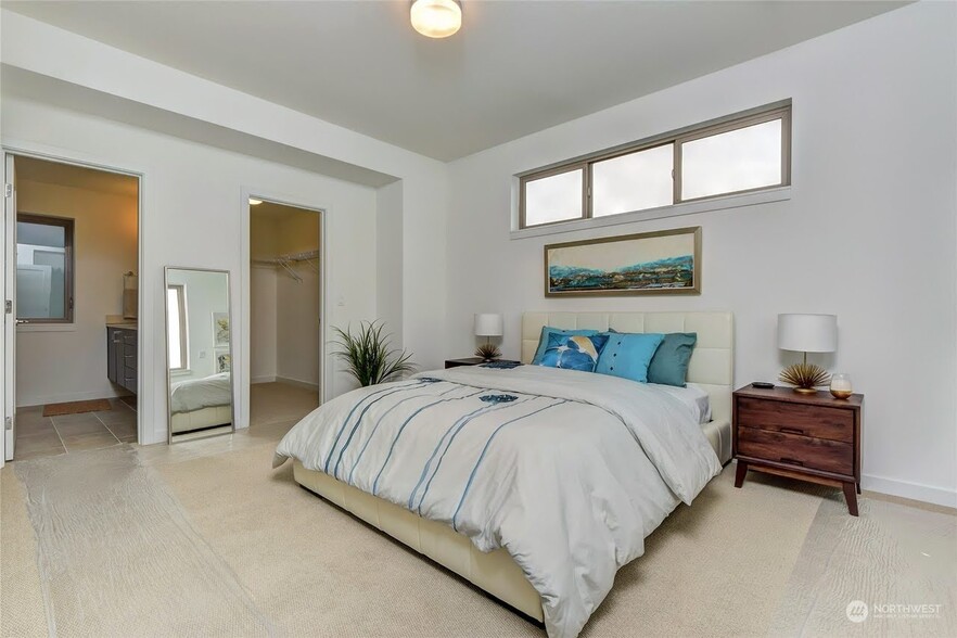 Building Photo - 1908 24th Ave S