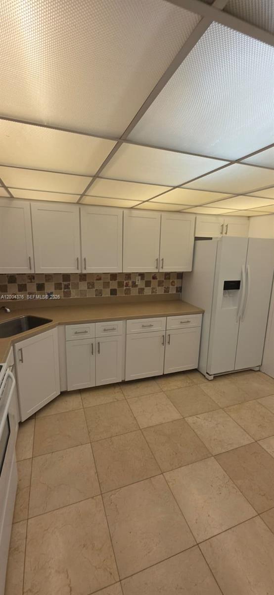 Building Photo - 2750 NE 183rd St